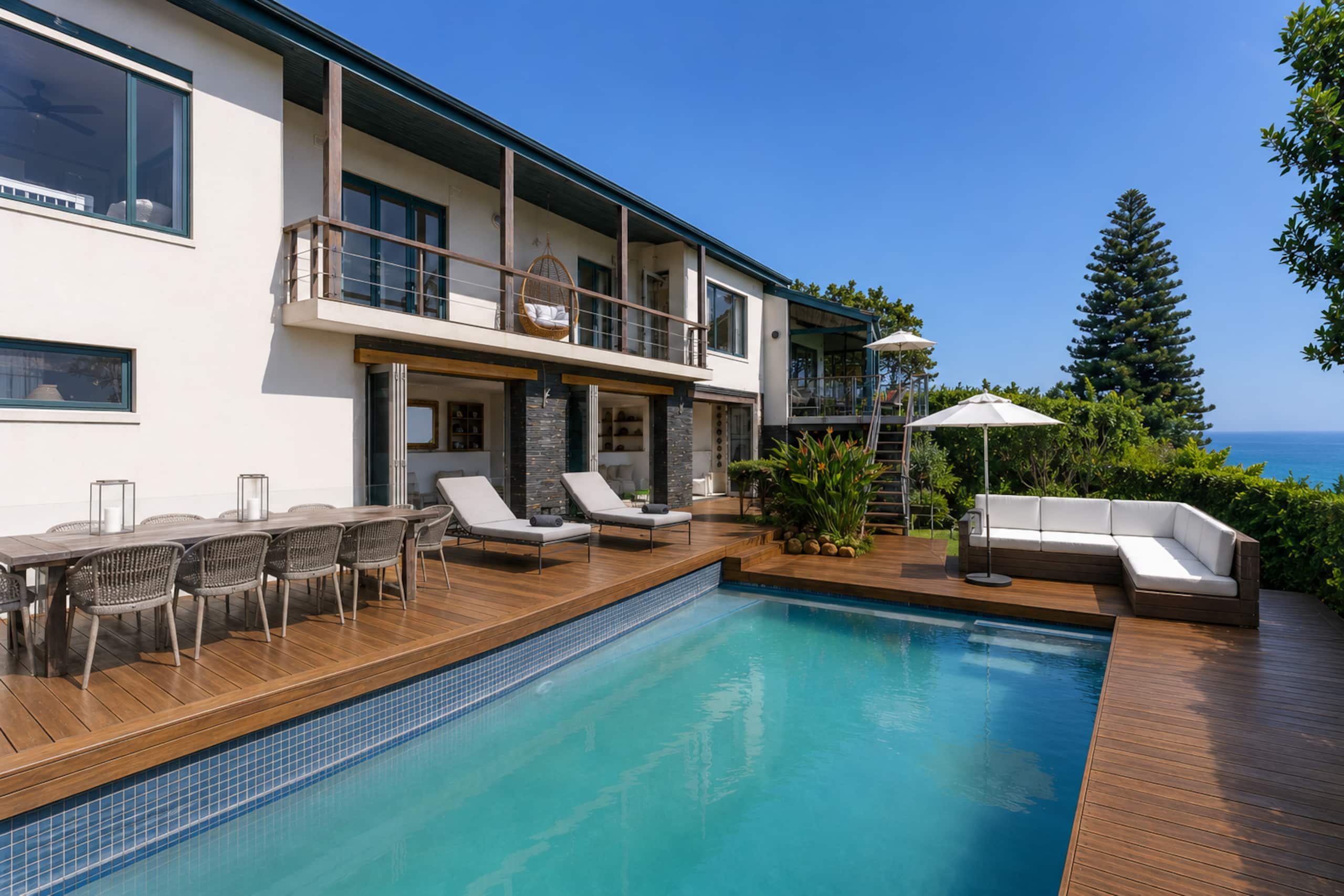 The Oak house and swimming pool